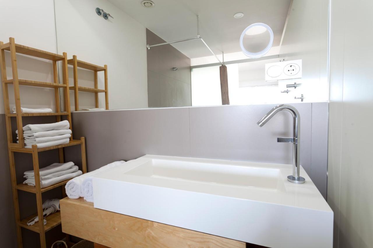 Apartment El Higueron. South Beach 4. 3 Bedrooms, Sea Views, Terrace And Pool Benalmádena